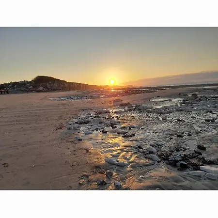 Apartment Les Pieds Dans La